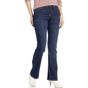 Signature by Levi Strauss Modern Bootcut Jeans 14S